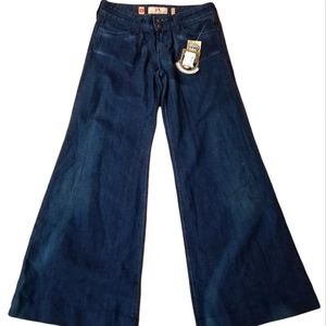 NWT Juicy Couture flare leg jeans sz 27